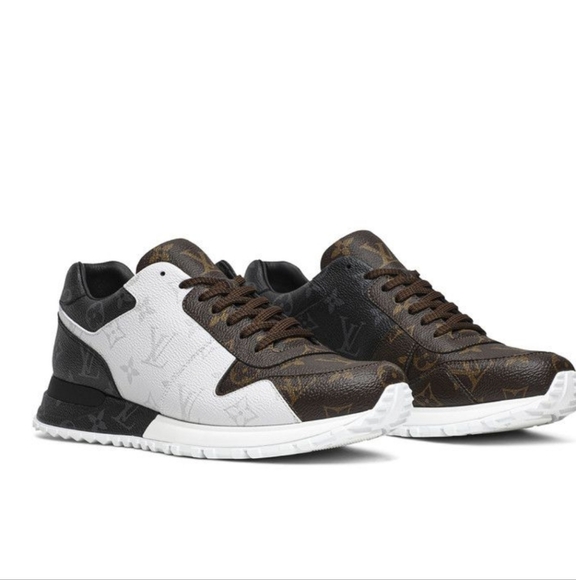 Men Louis Vuitton Monogram Run Away  Sneakers size 10 - Picture 1 of 10